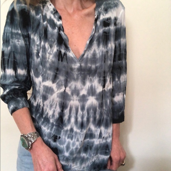 VELVET Marks & Spencer Indigo Tie Dye Blouse S EUC - Picture 3 of 8